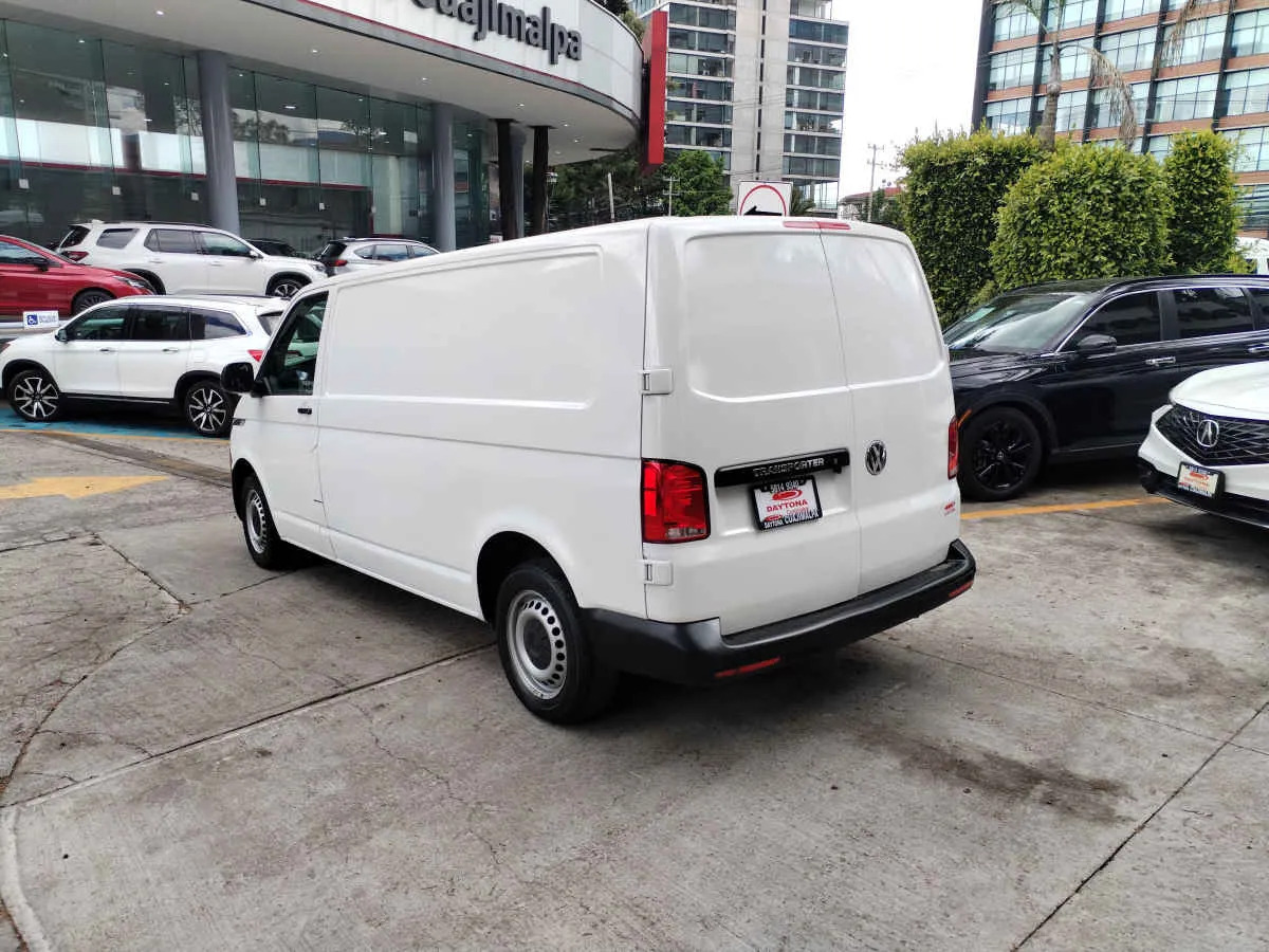 Volkswagen Transporter 2021 - Imagen 3