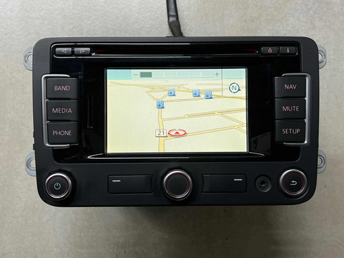 Estéreo Navegador Gps Original Volkswagen Vento Amarok Fox 1