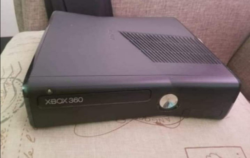 Xbox 360 Con 2 Controles Y 6 Juegos