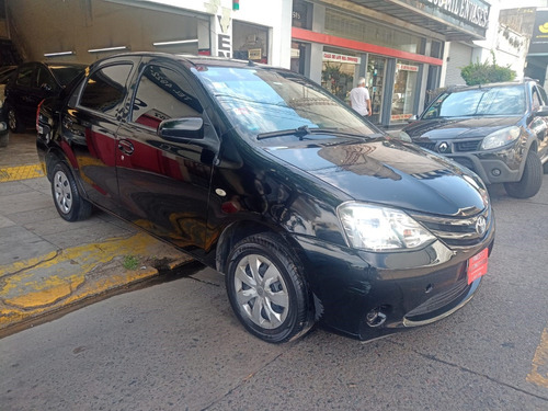 Toyota Etios 1.5 Mt Xs Nafta Full Año 2015 1ra Mano