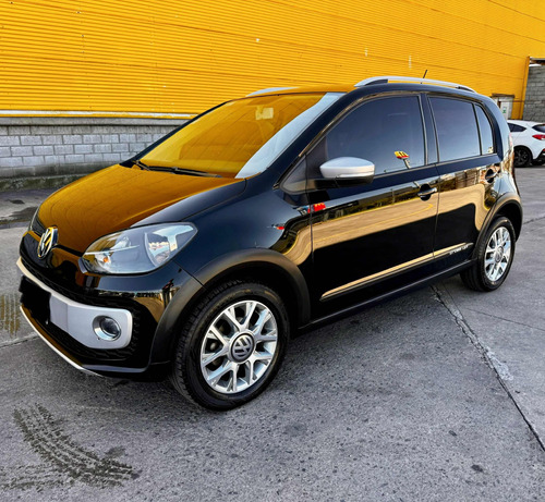 Volkswagen Up! 2017 1.0 Cross Up!