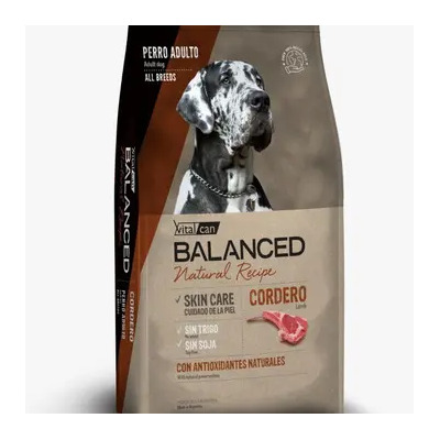 Alimento Vitalcan Balanced Natural Recipe Perro Adulto Sabor Cordero en Bolsa de 15kg | Mismo precio en cuotas
