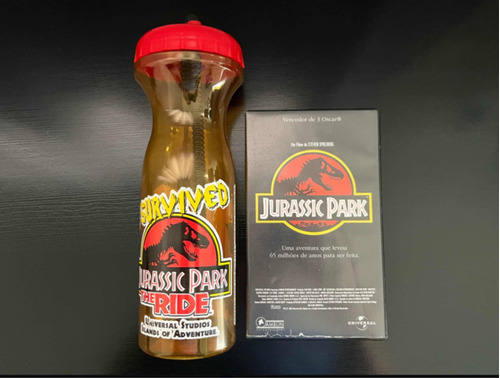 Jurassic Park Garrafa + Vhs