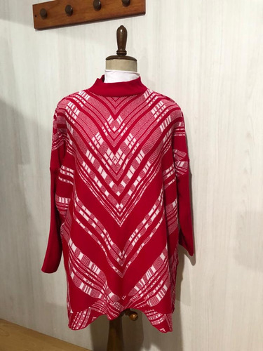 Sweater Poncho Oslo