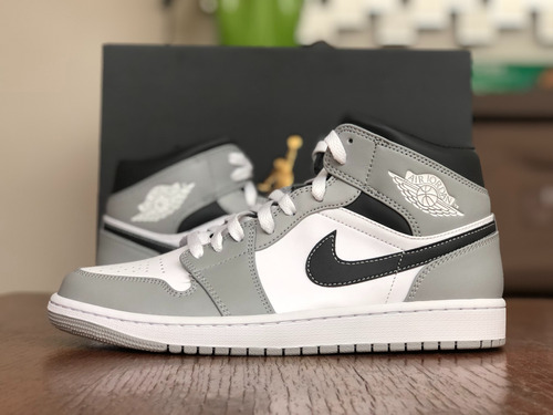 Air Jordan 1 Mid Smoke Grey 28.5 Cm (10.5 Us)