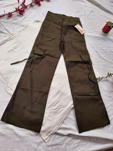 Pantalón Cargo, Verde, Gabardina, Elastizado 