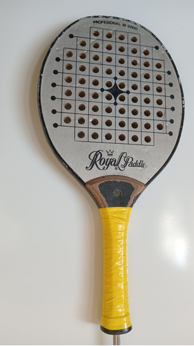 Paleta De Padel Royal Padel Con Detalles De Uso