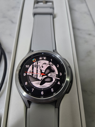 Samsung Galaxy Watch4 Classic