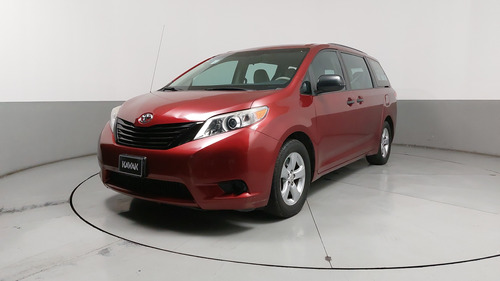 Toyota Sienna 3.5 Ce At