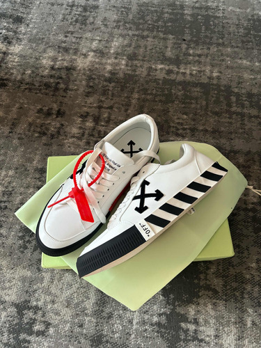 Tenis Off White Low Vulcanized White Leather