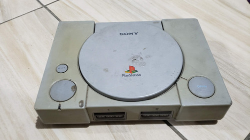 Playstation 1 Fat Só O Aparelho. Ele Não Liga. Tá Com Defeito. 360. M19