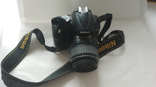 Cámara Réflex Nikon D5000 Con Lente 18-55 Y Accesorios Usada