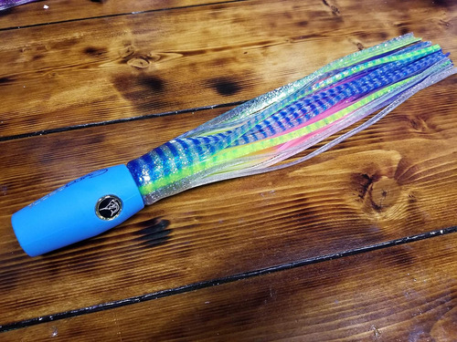 #55 Typhoon Blue Rainbow Soft Head Teaser 15 Pulgadas Marlin