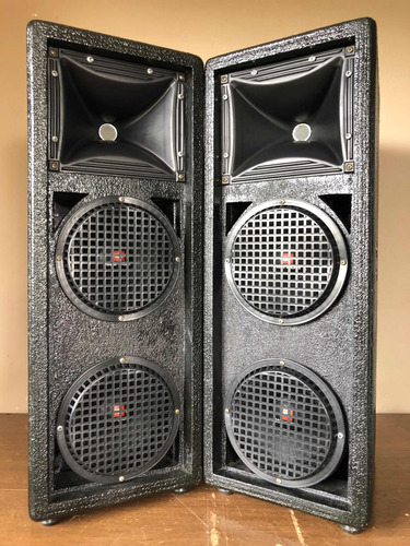 Duas Caixas De Som Profissional Jbl 8 Polegadas/passivas