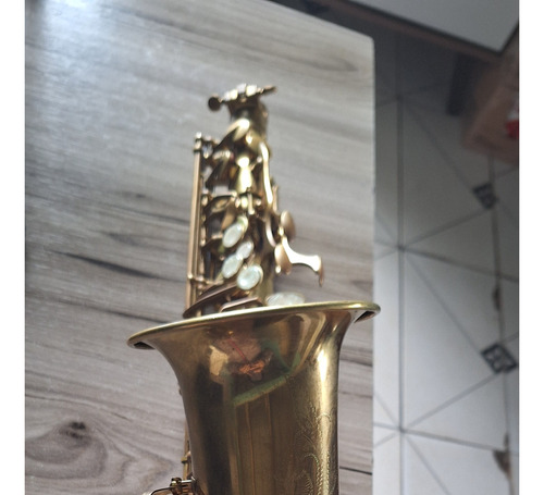 Saxofone Contralto Marca Harmony