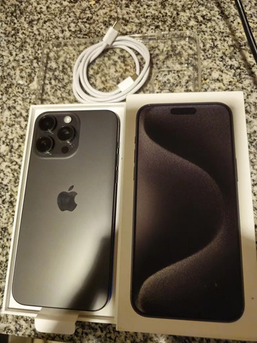 Vendo O Permuto Apple iPhone 15 Pro Max Titanio Negro