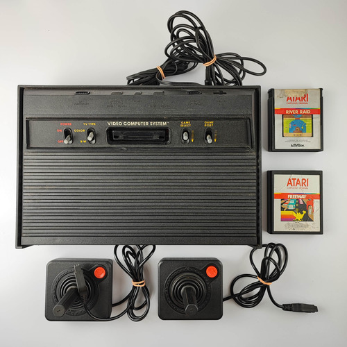 Atari 2600 Frente Preta