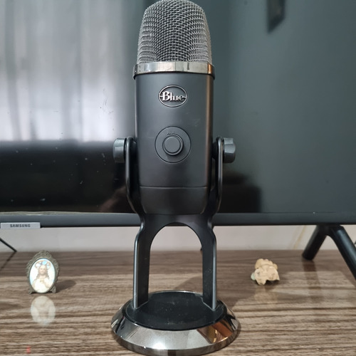 Microfone Blue Yeti X Seminovo Pouquíssimo Uso.