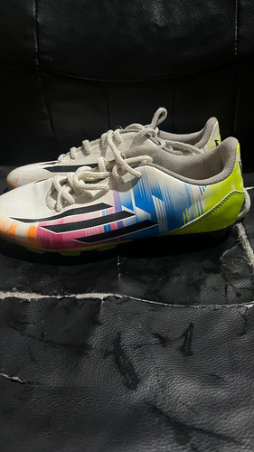 Botines adidas Messi F50 Multicolor Con Tapones Futbol 11