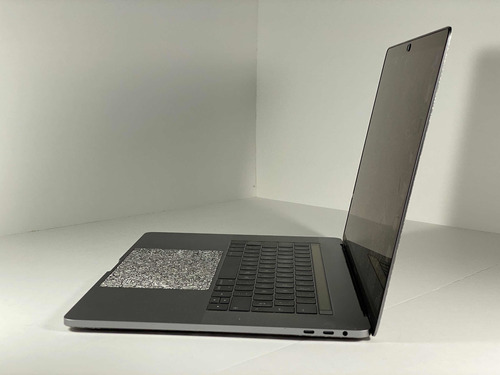 Macbook Pro (15-inch, 2016) 2.6 Ghz Quad-core Intel Core I7