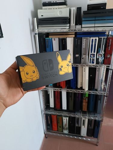 Dock Nintendo Switch Edición Limitada Pokémon Evee Pikatchu