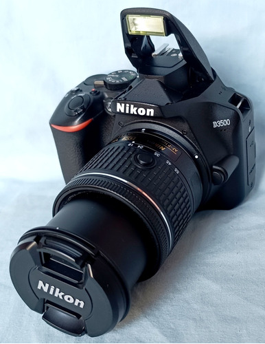 Nikon D 3500 Con 18 55 F4 Disparos 8750 Nueva Sin Detalles 