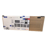 Controlador Arturia Midi-usb 49t Keylab Essential 49 Mk3