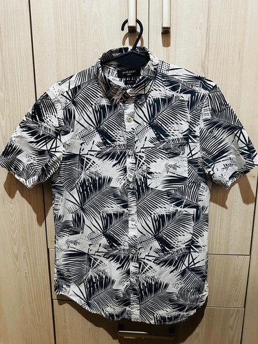 Camisa De Hombre Basement Manga Corta