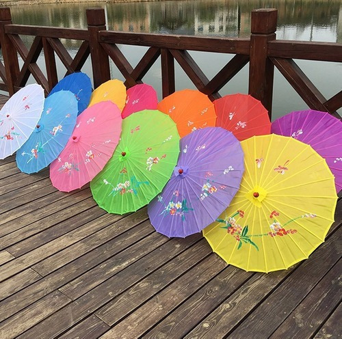 Paraguas Grande De Tela Con Paraguas De Arte Floral.