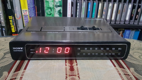 Radio Despertador Am-fm Sony Icf-c800w Vintage Checar Descr.