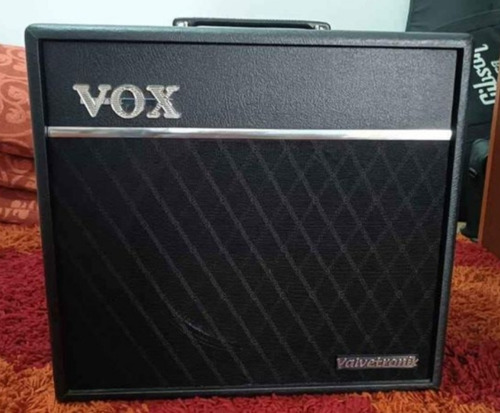 Amplificador Vox Valvetronix 80 