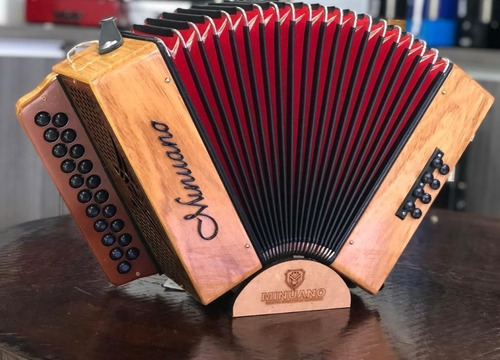 Acordeon Minuano 8 Baixos 21 Botões Natural