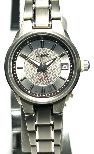 Reloj Orient Quartz Analógico De Titanium Ref.csz3s002k0