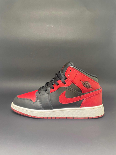 Air Jordan 1 Banned Mid