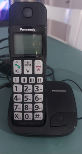 Teléfono Panasonic Kx-tge110 Inalámbrico - Color Negro