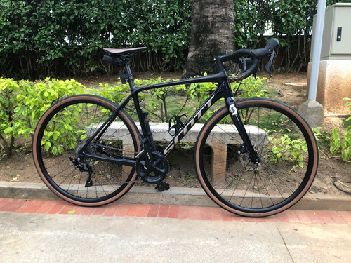 Bicicleta Ruta Scott Addict 20 2021, Carbono , Shimano 105