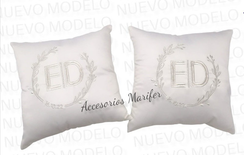 Cojines Personalizados Para Boda. Blanco O Ivory 