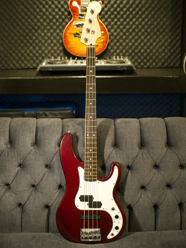 Bajo Eléctrico Fender Fender Precision Plus 1992 - Vino