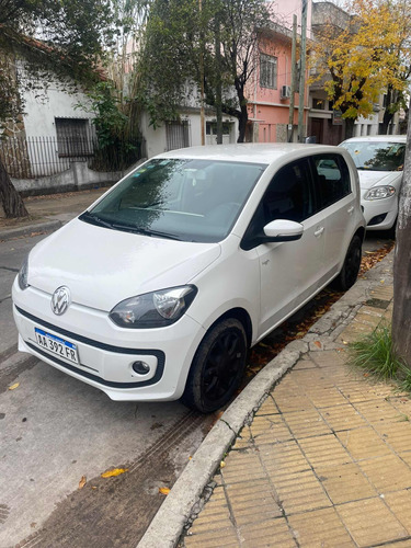 Volkswagen Up! 2016 1.0 High Up! 75cv 5 P