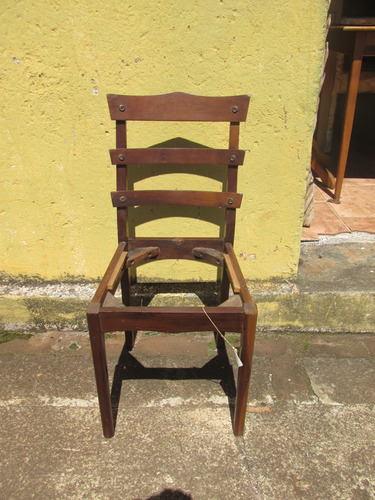 Cadeira Usada De Madeira Antiga Sem Estofado Imbuia