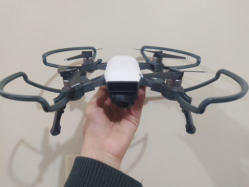 Dron Dji Spark Con Cámara Y Accesorios.