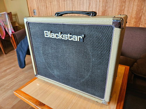 Amplificador Blackstar Ht-5 Series Ht-5c Para Guitarra De 5w