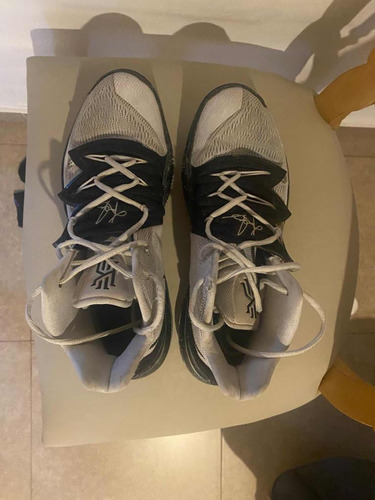 Zapatillas De Básquet Nike Kyrie 5 Oreo