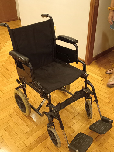 Silla De Ruedas De Traslado20 - 30 Poco Uso