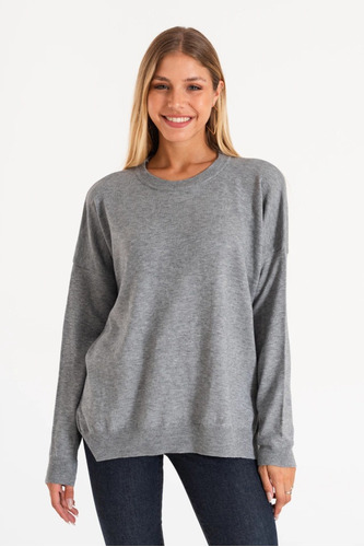 Sweater Oversize Con Tajo