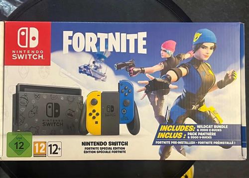 Nintendo Switch V2 - Fortnite