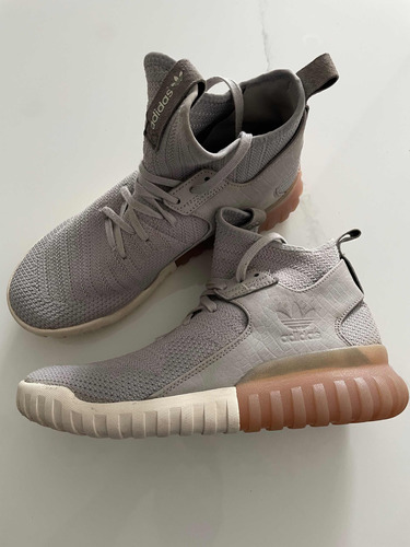 adidas Tubular Grises Unicas