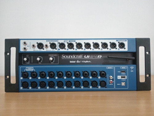 Mesa De Som Soundcraft Ui24r 