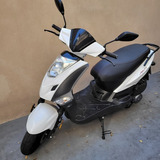 Scooter Kymco 125 Cc Muy Pocos Kilometros