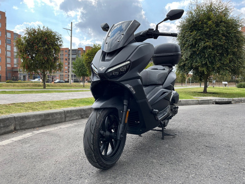 Victory Black - Scooter - 2023